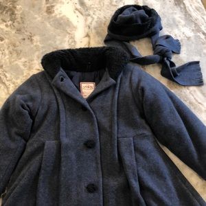 Beautiful warm girls winter coat with hat